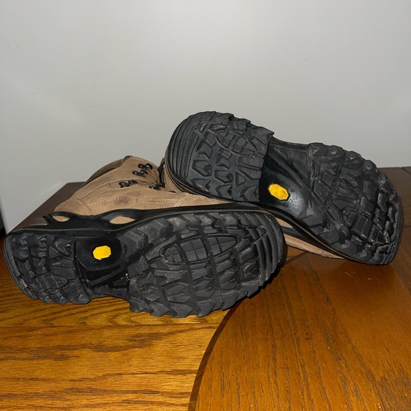 Lowa Renegade GTX wide size 8 - Picture 6 of 6